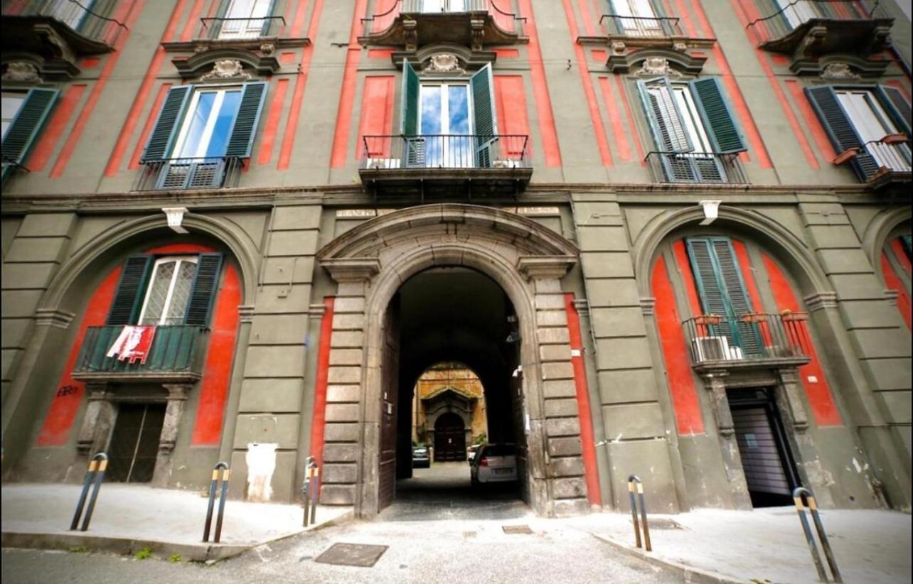 Casa Diva A 5 Passi Dal Museo Archeologico Apartman Nápoly Kültér fotó